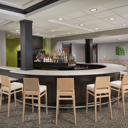Holiday Inn Grand Rapids-Airport By Ihg Exterior photo