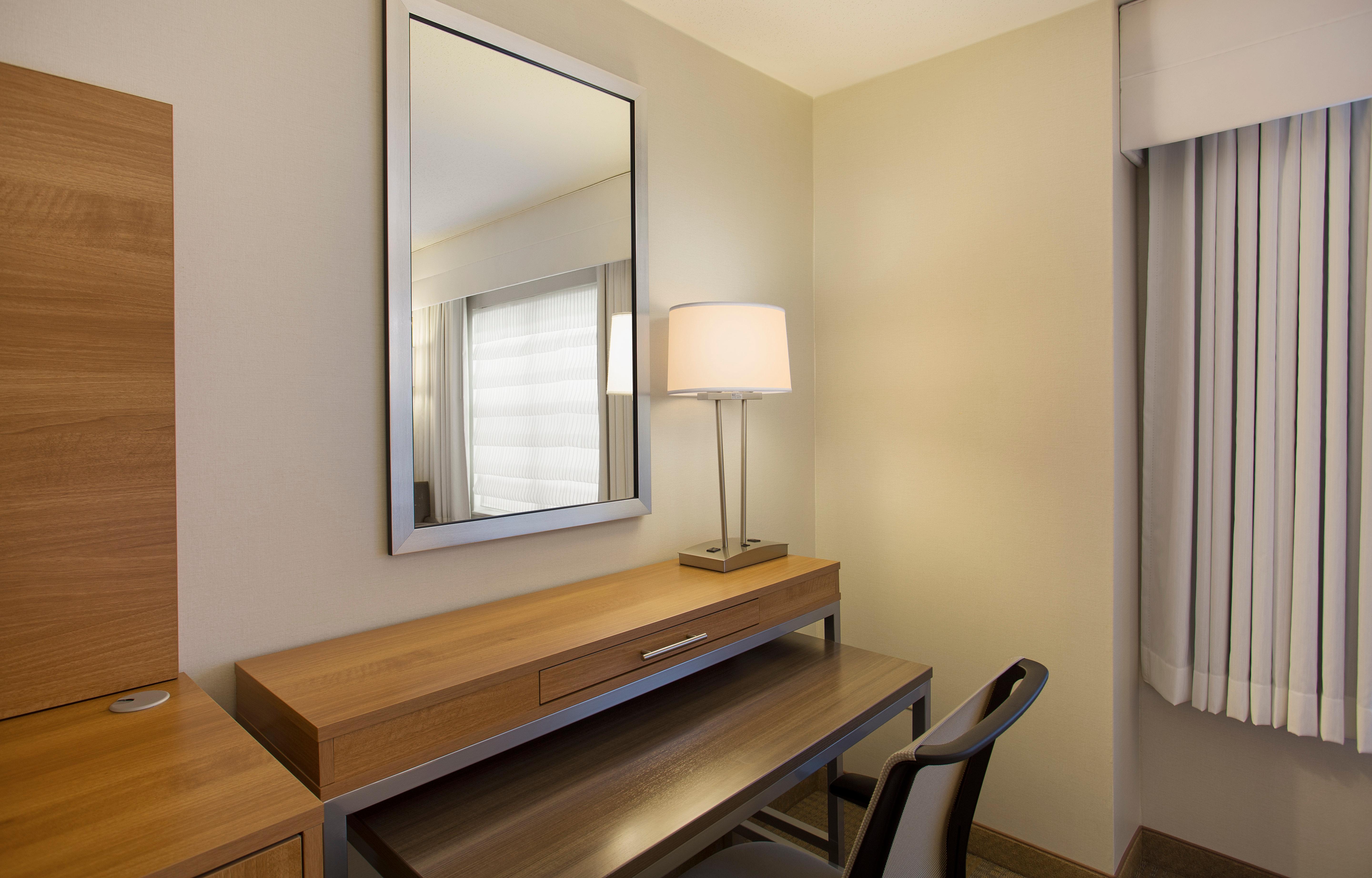 Holiday Inn Grand Rapids-Airport By Ihg Exterior photo