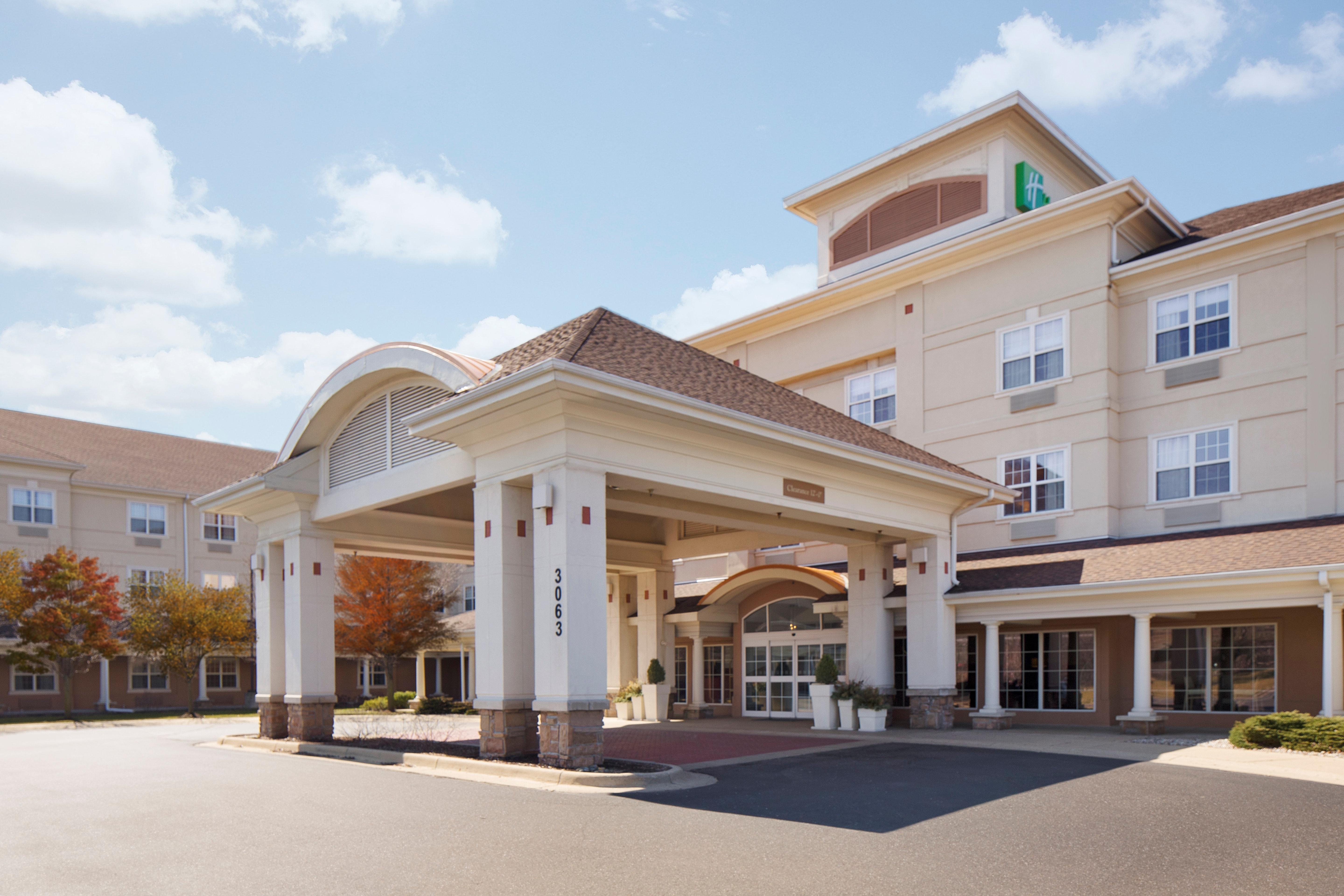 Holiday Inn Grand Rapids-Airport By Ihg Exterior photo